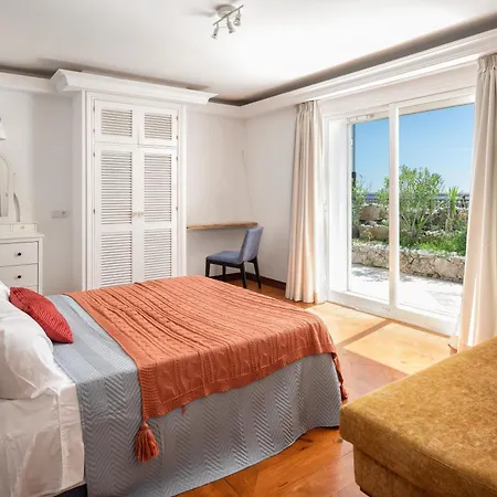 Casa Honey First Line Villa-puerto Banus Golden Mile