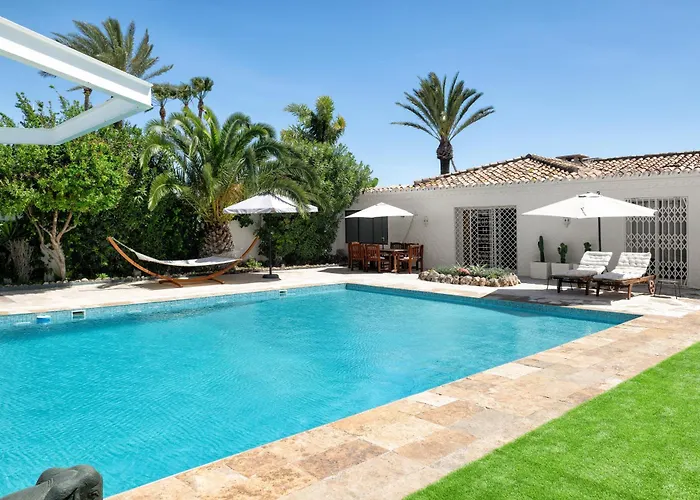 Casa Honey First Line Villa-puerto Banus Golden Mile 马尔韦利亚